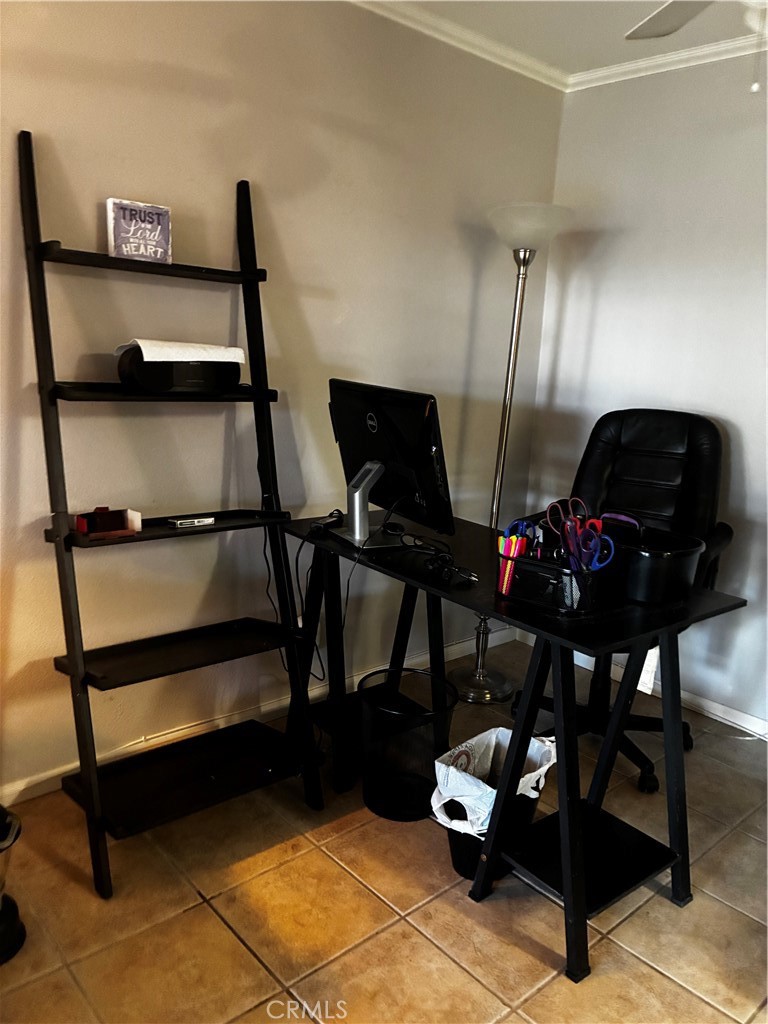 Palm Springs Villas I (33115) - Residential