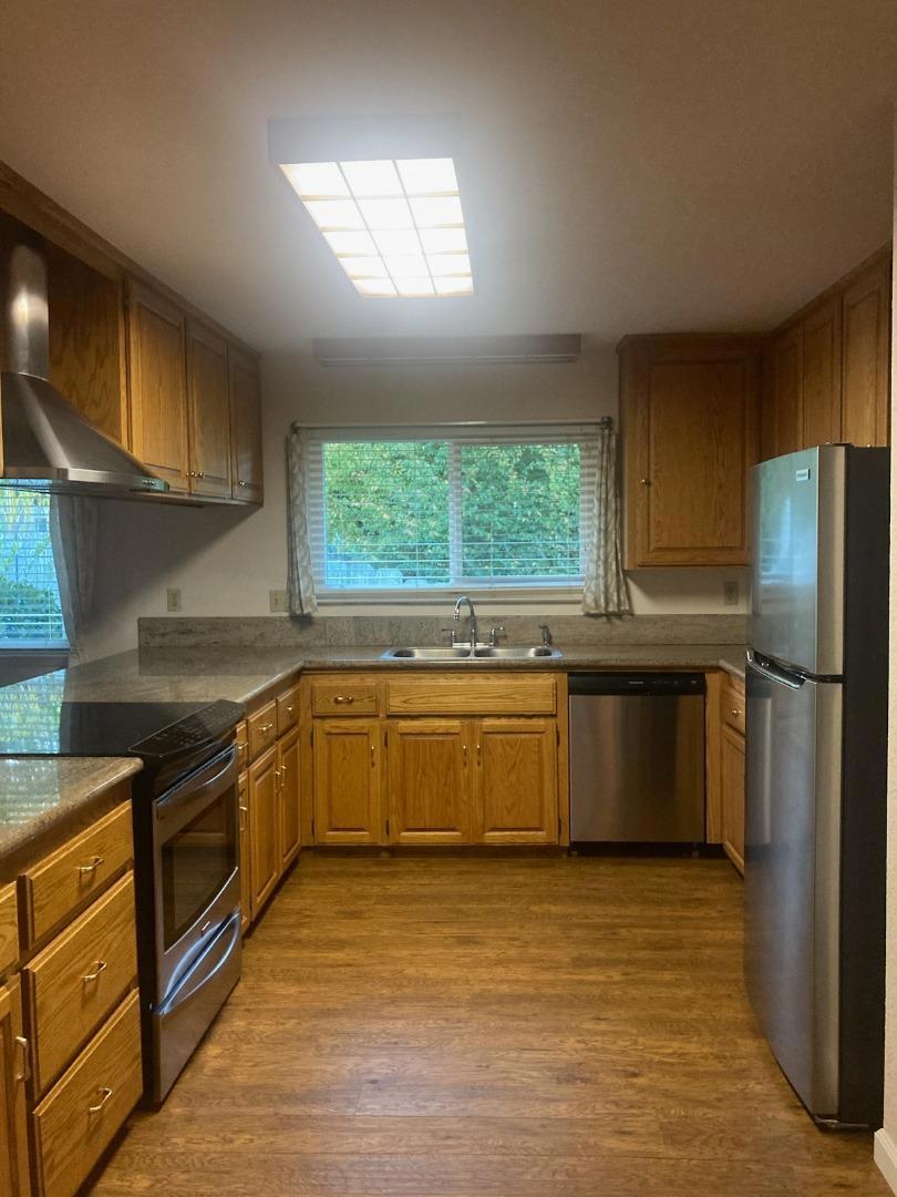 9801 Clover Trail