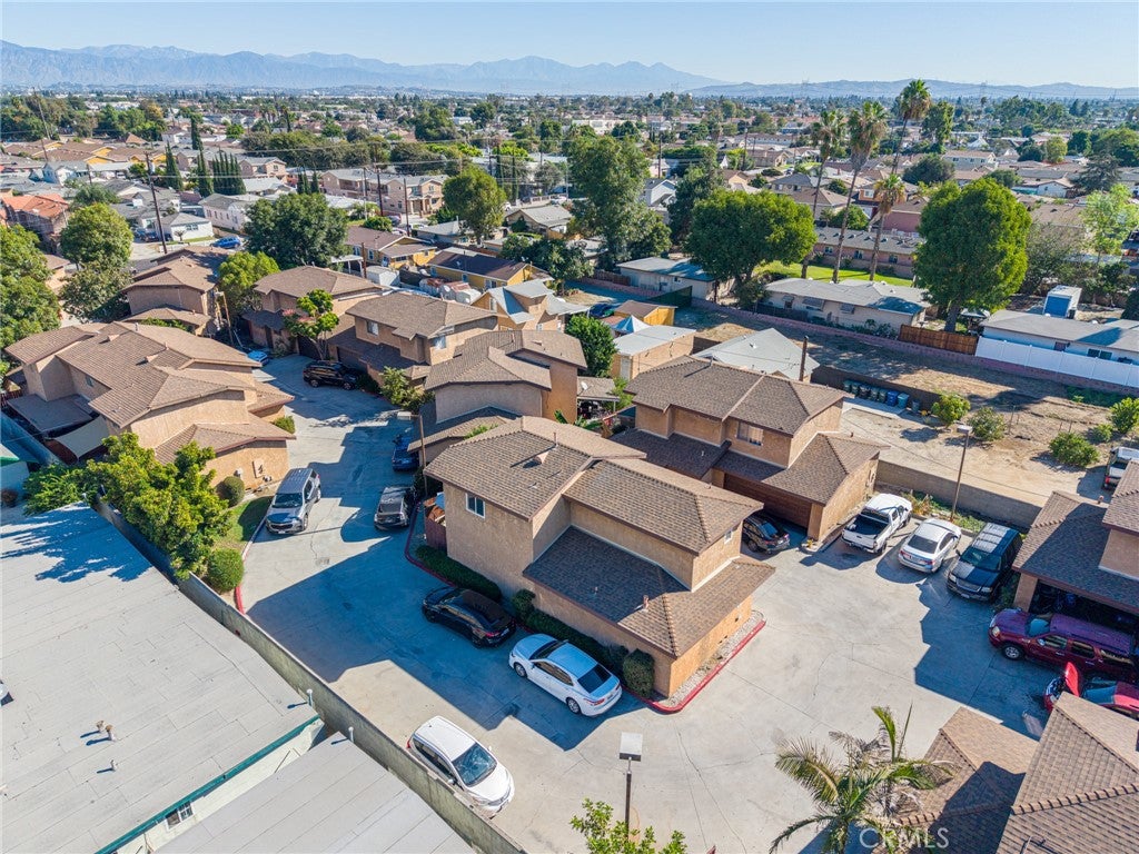 4802 Santa Ana G