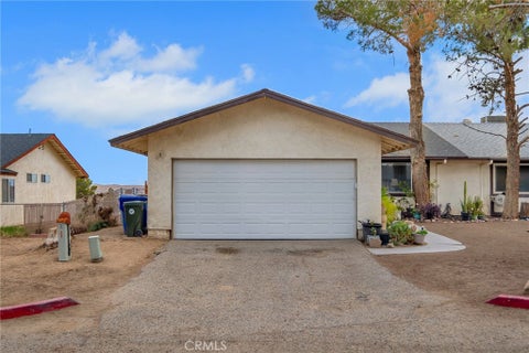 Photo of 751 Higgins RD, Barstow, CA 92311 (MLS # HD26230434)
