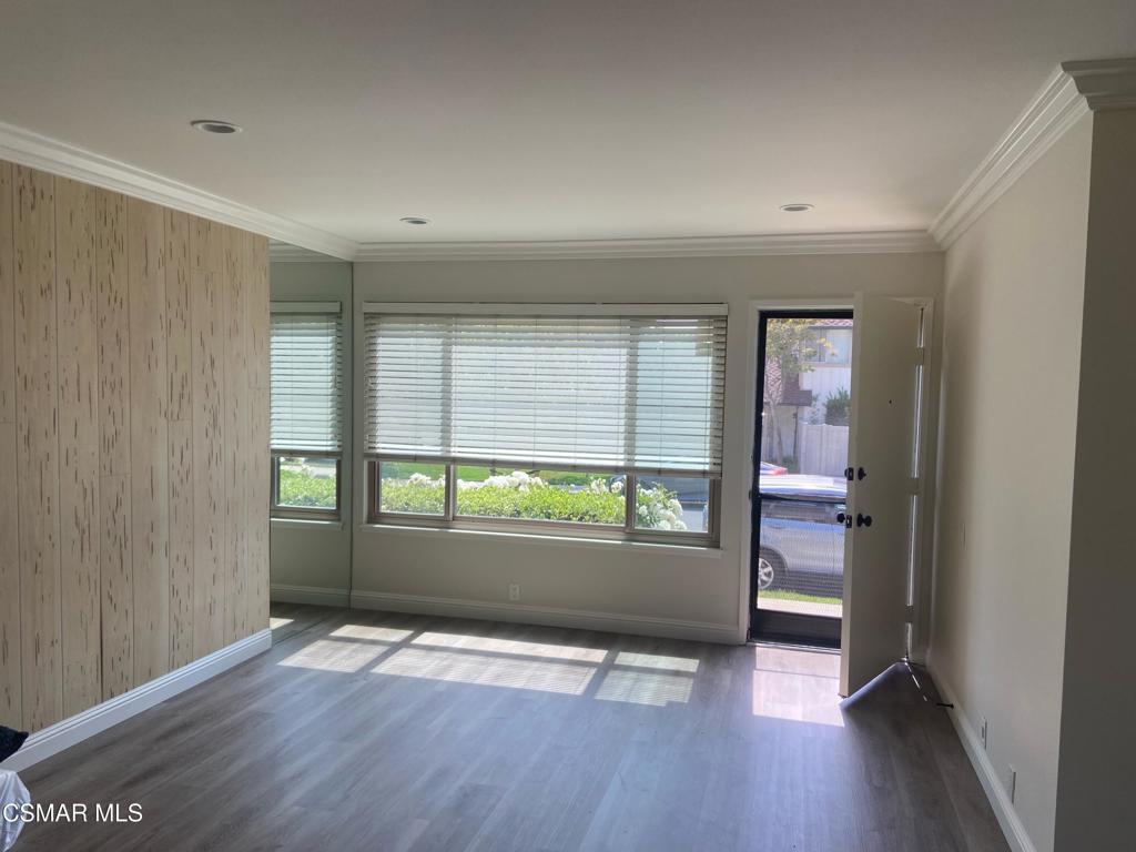 Oakbrook Townhomes - 518 - 1005302 - Residential Lease