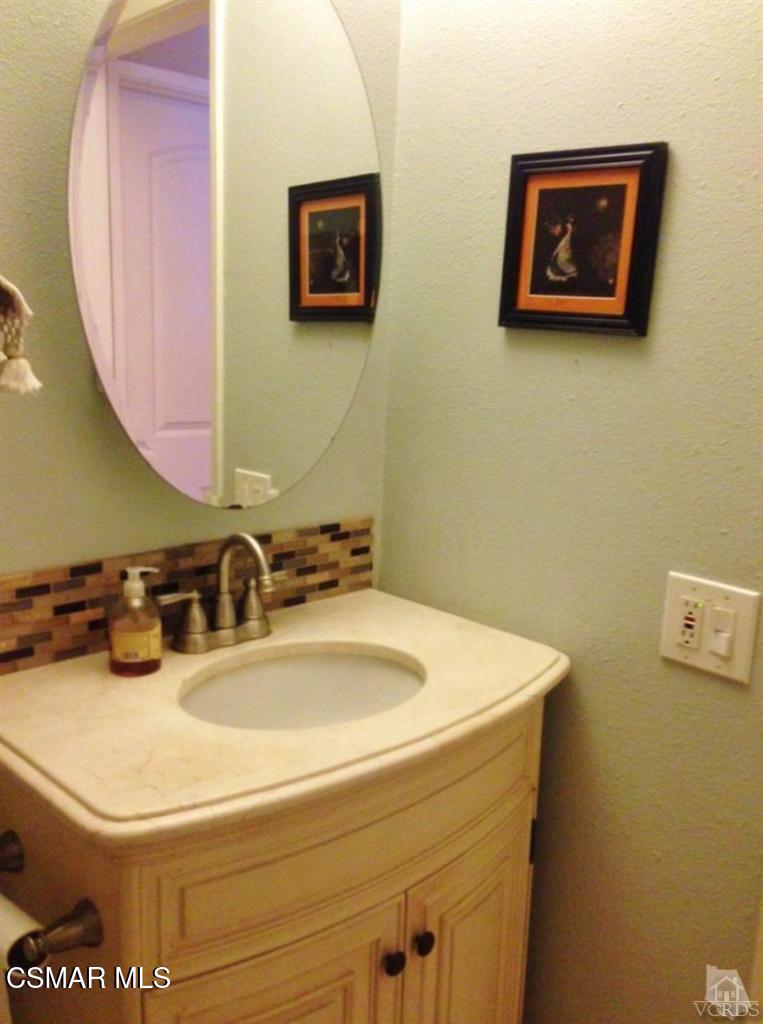 Oakbrook Townhomes - 518 - 1005302 - Residential Lease