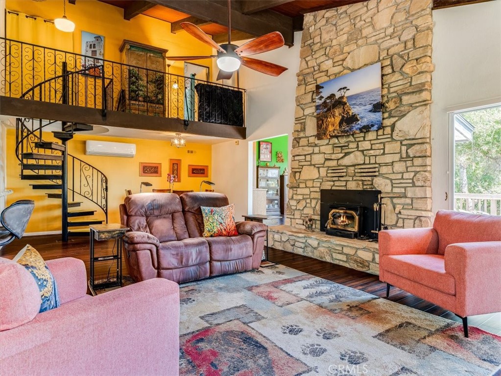 7650 Del Rio Road