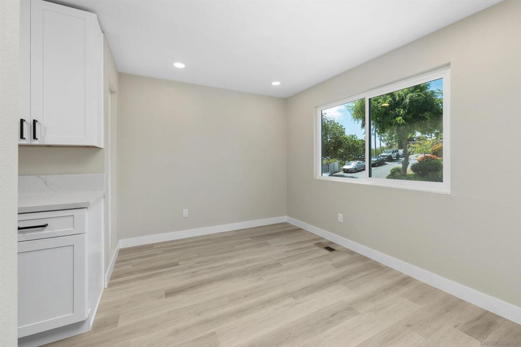 6386 Caminito Salado