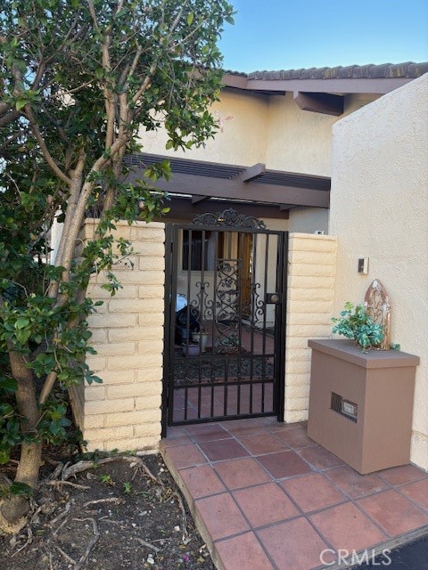 317 S Vista Del Canon