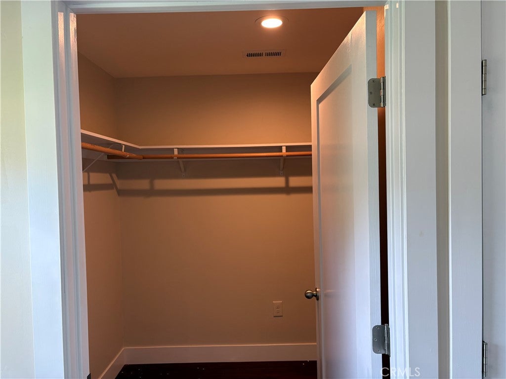 14006 Creston