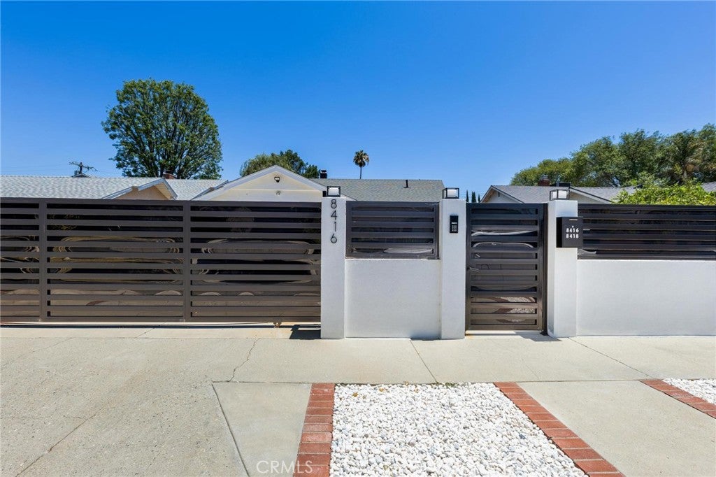8416 Rhea Avenue, Northridge CA 91324