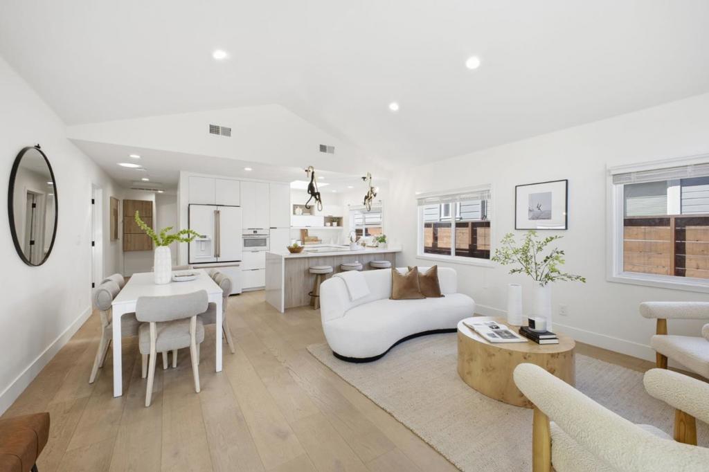 Properties 3 1027 Garland Avenue