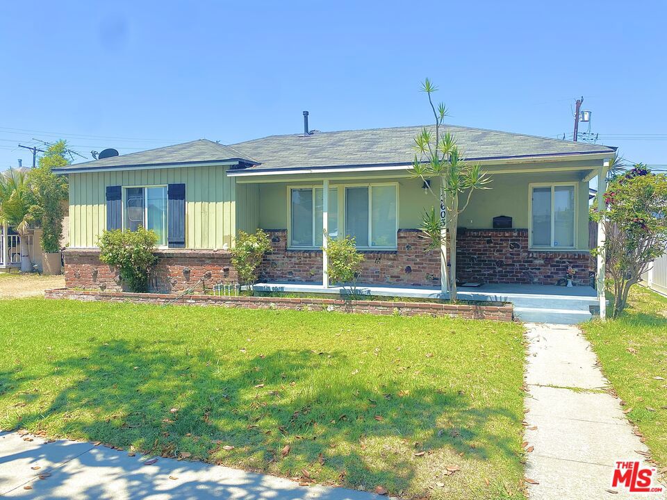 Spacious and inviting single-story home featuring 3 bedrooms and 2 bathrooms in the sought-after Downey Unified School District. Enjoy two separate living areas, a large kitchen perfect for entertaining, and a primary suite with walk-in closet and dedicated office nook. Additional highlights include a large indoor laundry room and a fully permitted 3-car carport. Located minutes from Downey Landing and The Promenade at Downey, offering abundant shopping, dining, and entertainment options. Easy access to freeways 91, 605, and 105 ensures convenient commuting. Bellflower is a growing community with strong home appreciation and ongoing development. Eligible buyers may qualify for the City of Bellflower Homebuyer Assistance Program. A wonderful opportunity in a vibrant neighborhood!