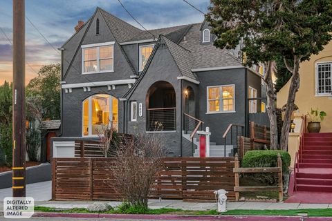 Photo of 2621 Kingsland Ave, Oakland, CA 94619 (MLS # 41122396)