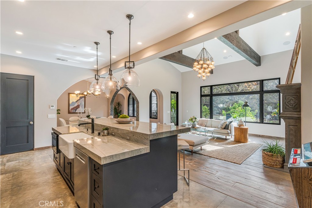 Old Agoura (850) - Residential