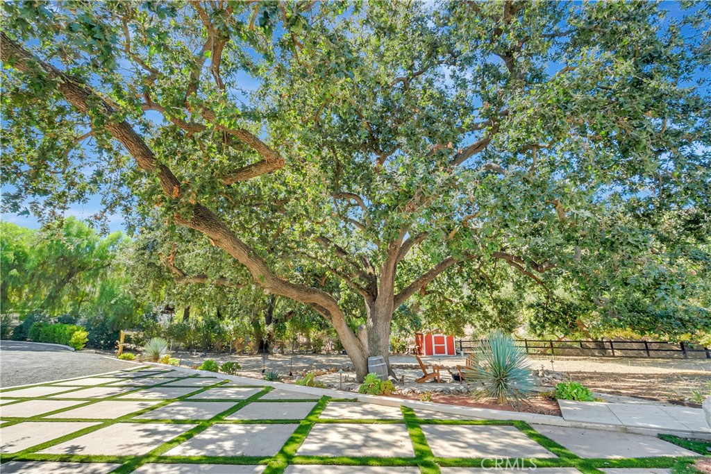 Old Agoura (850) - Residential