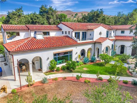 Photo of 6451 Chesebro Road, Agoura Hills, CA 91301 (MLS # SR25243218)