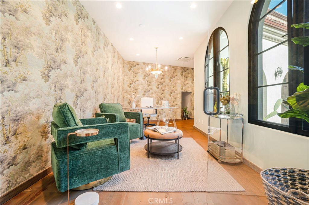 Old Agoura (850) - Residential