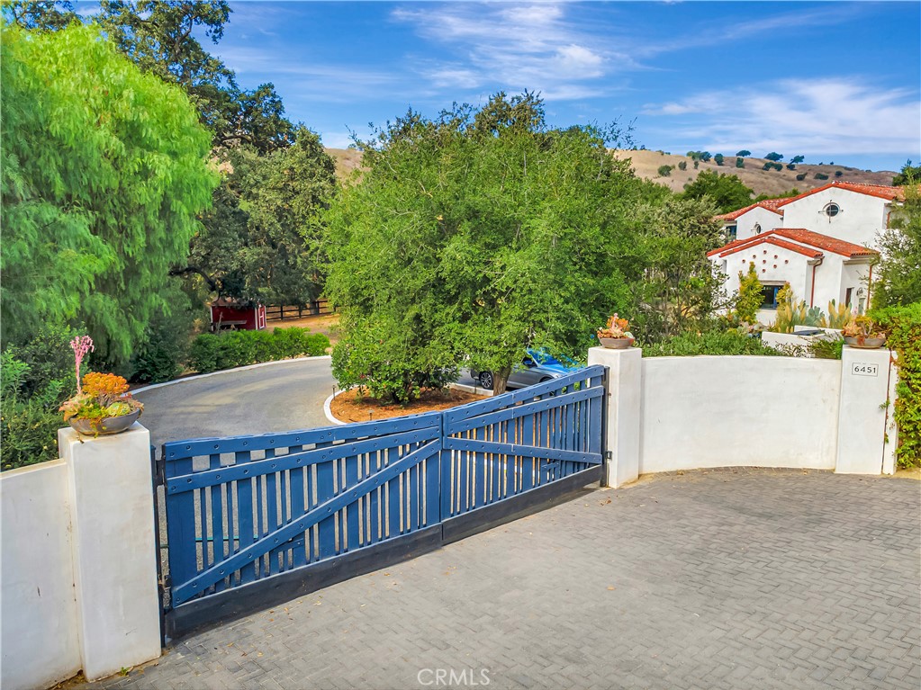Old Agoura (850) - Residential