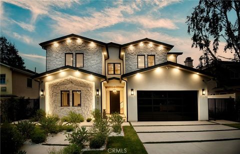 4140 Sunnyslope Avenue Sherman Oaks CA 91423