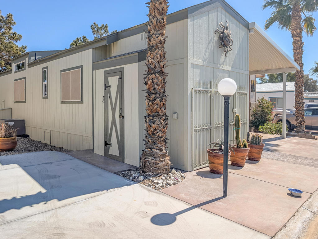 Not Applicable-1 - Manufactured In Park