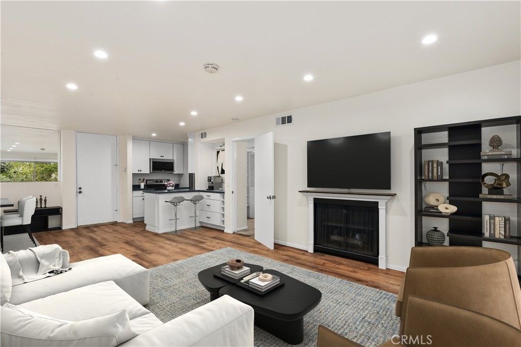 Photo of 5202 Raintree Circle, Culver City, CA 90230 (MLS # SB25260834)