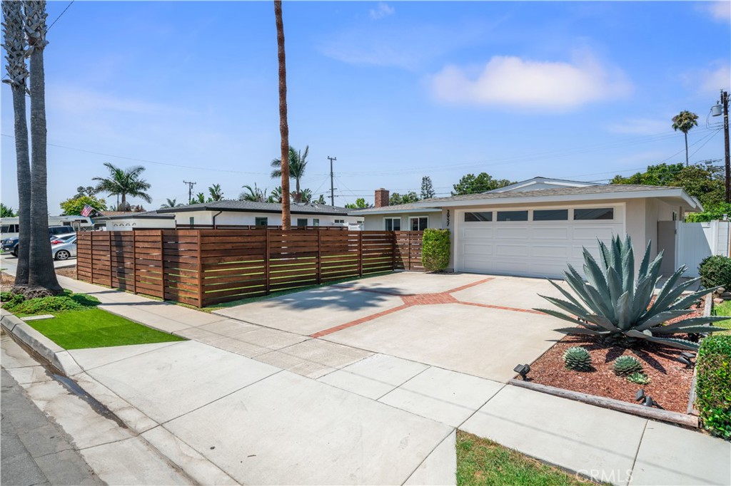 2957 Royal Palm Drive