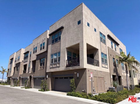 Photo of 1718 Hollyleaf Terrace, Montebello, CA 90640 (MLS # 26864715)
