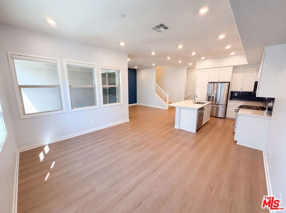 1718 Hollyleaf Terrace