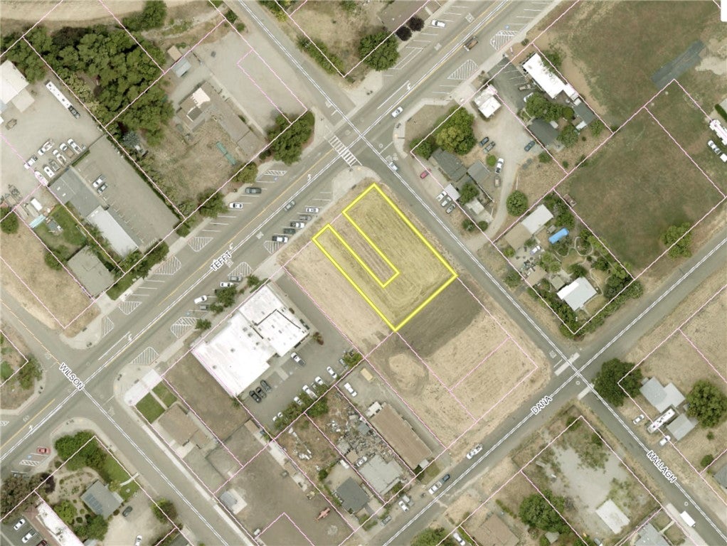 205 W Tefft