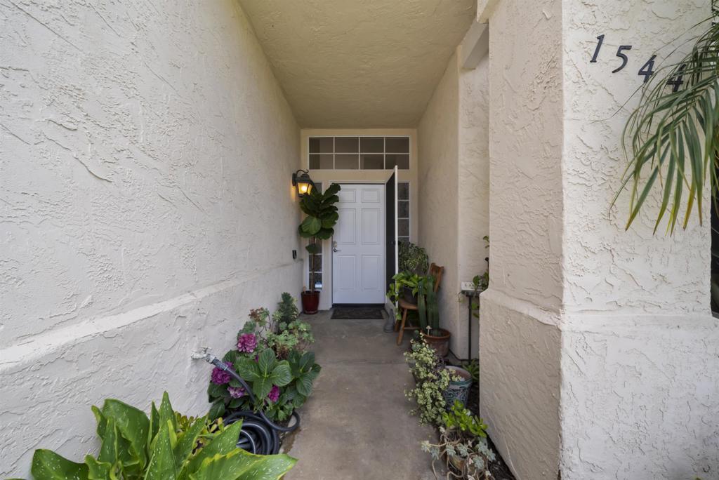 1544 Harbor Dr