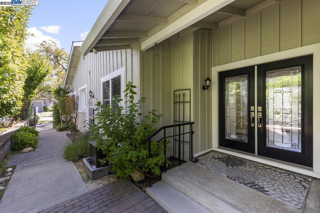Properties 2 1946 Rancho Verde Cir West