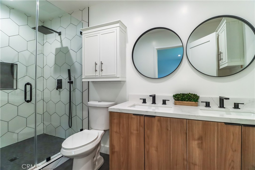 Thousand Oaks West - Residential Lease