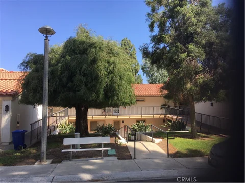MLS: OC26121027