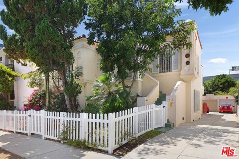 Photo of 113 N Croft Avenue, Los Angeles, CA 90048 (MLS # 25582963) Photo of 113 N Croft Avenue, Los Angeles, CA 90048 (MLS # 25582963)