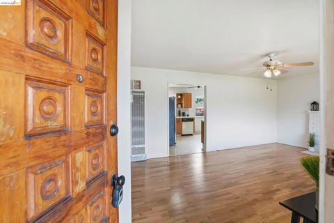 Tiny photo for 83 83 Beverly Dr Dr, Salinas, CA 93905 (MLS # 41126361)