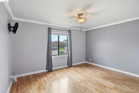 Tiny photo for 83 83 Beverly Dr Dr, Salinas, CA 93905 (MLS # 41126361)