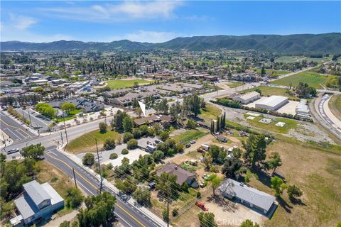 24585 Adams Avenue Murrieta CA 92562