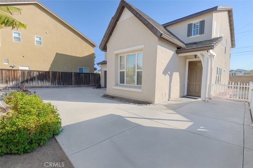 Photo of 13312 Michael Rainford Cir, Garden Grove, CA 92843 (MLS # PW25242764)