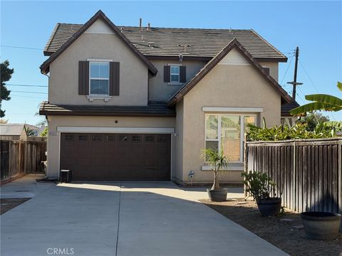 Photo of 13312 Michael Rainford Cir, Garden Grove, CA 92843 (MLS # PW25242764)