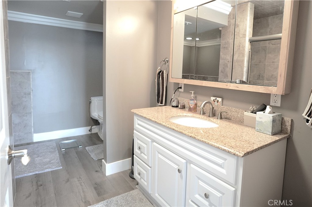 El Niguel Terrace (ENT) - Residential