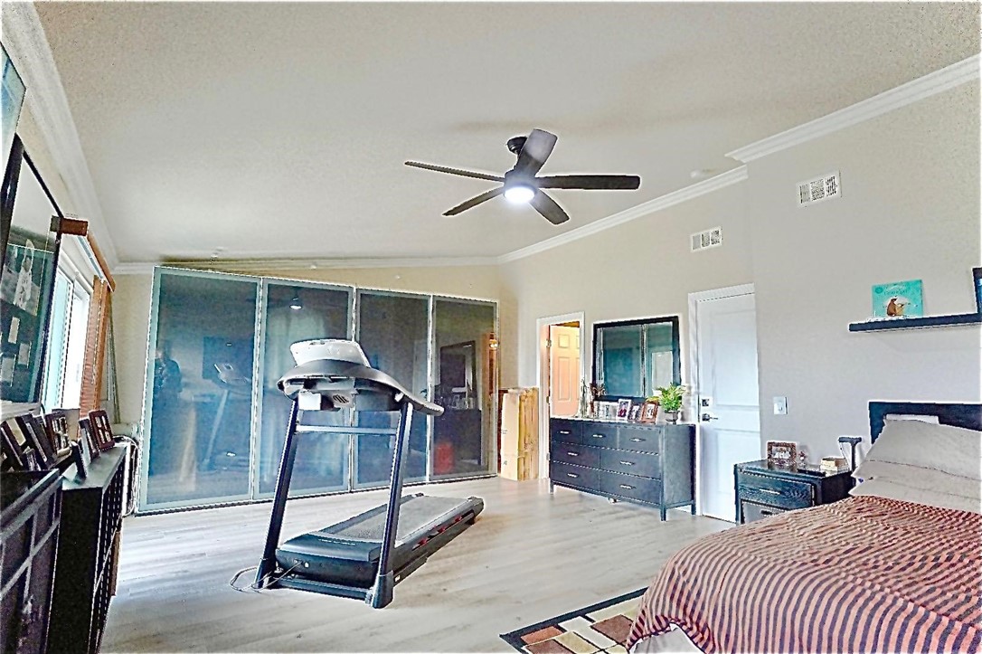 El Niguel Terrace (ENT) - Residential