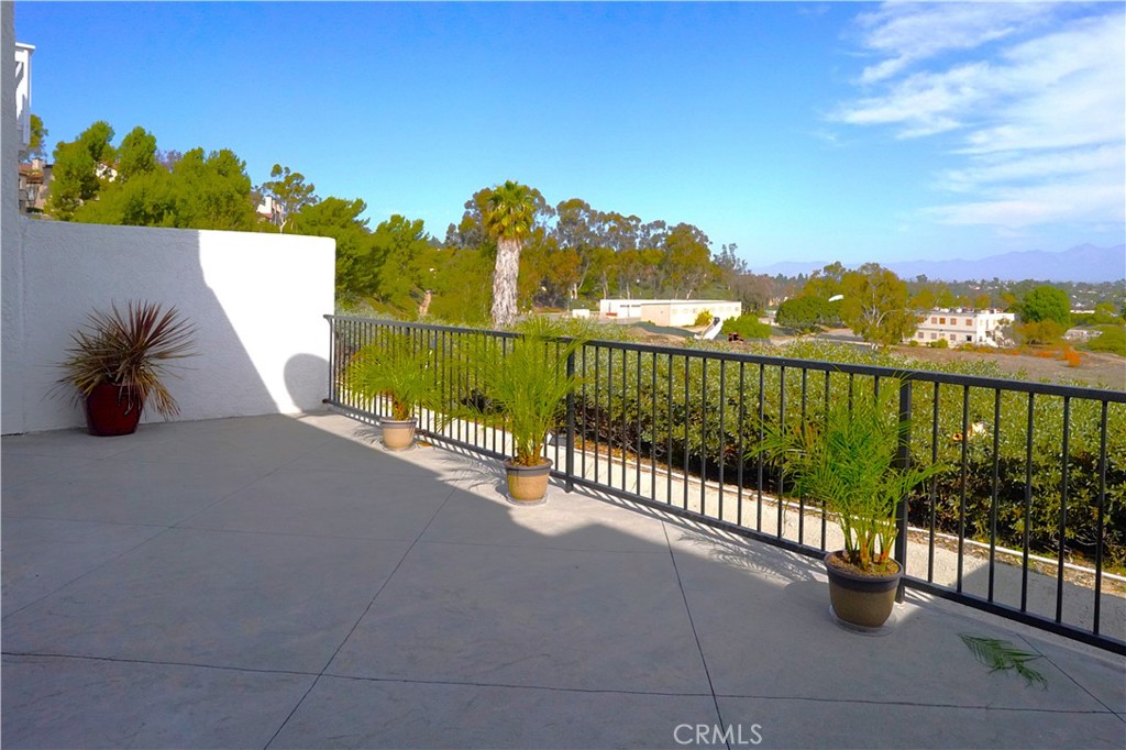 El Niguel Terrace (ENT) - Residential