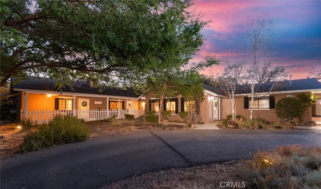 29280 Glacier Drive