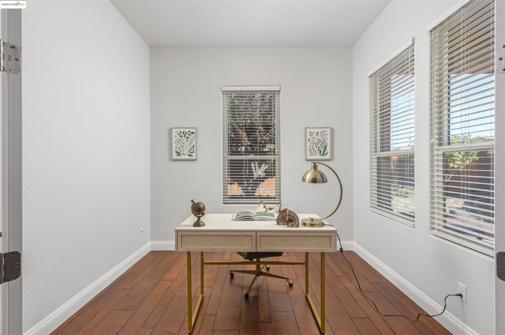 TRILOGY VINEYARDS - Residential