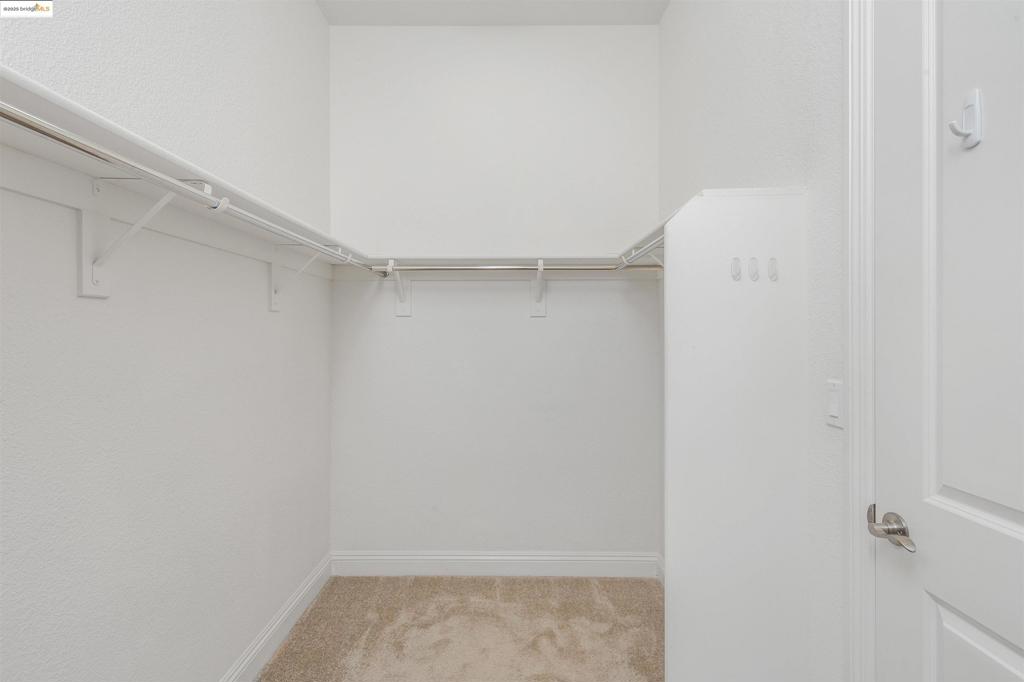 TRILOGY VINEYARDS - Residential