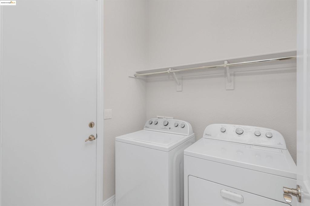 TRILOGY VINEYARDS - Residential