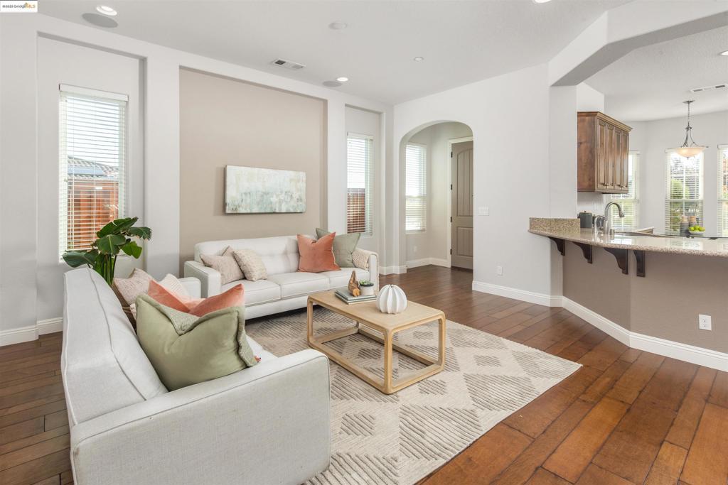 TRILOGY VINEYARDS - Residential