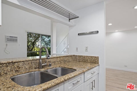 Tiny photo for 1440 VETERAN Avenue #554, Los Angeles, CA 90024 (MLS # 26901719)