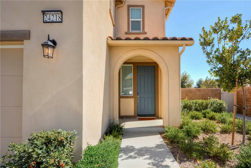 24218 Hillcrest