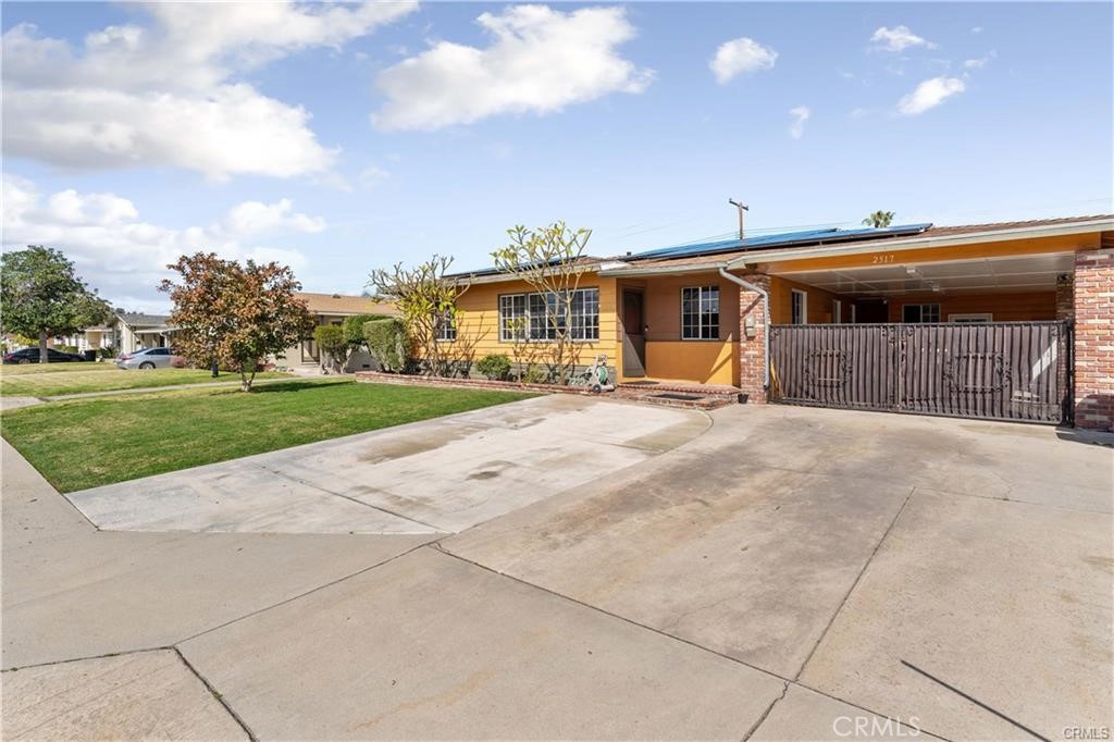 2517 E Walnut Creek