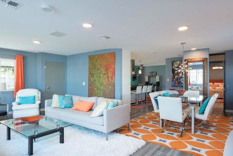 64 Calle De Estrellas Palm Springs CA 92264