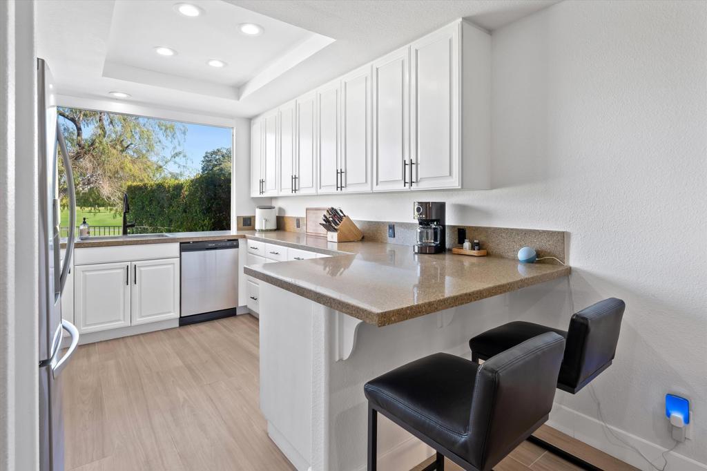 Mission Hills East - Residential Lease