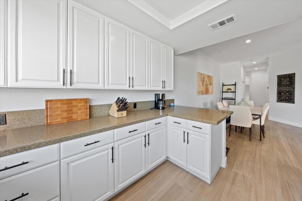 Mission Hills East - Residential Lease